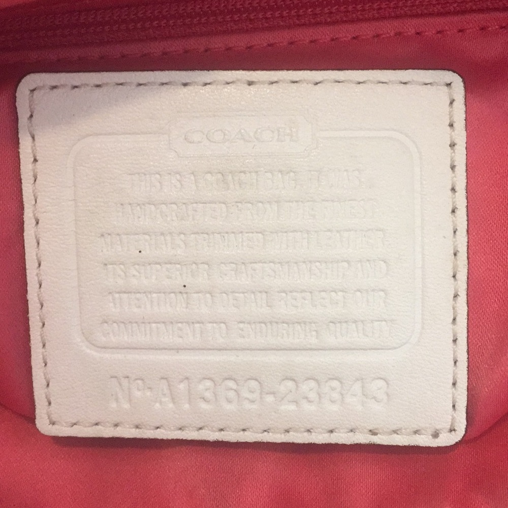 COACH Poppy Sequin Chain Purse Style #23843 - Picture 5 of 9